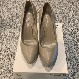 Aldo: Dunny Style Platform Heel